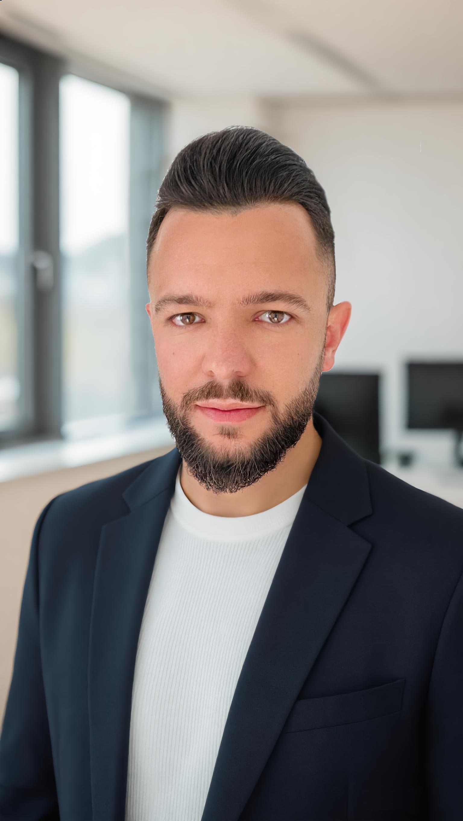 Steven Valente, founder of NVTS Digital — digital transformation consultant